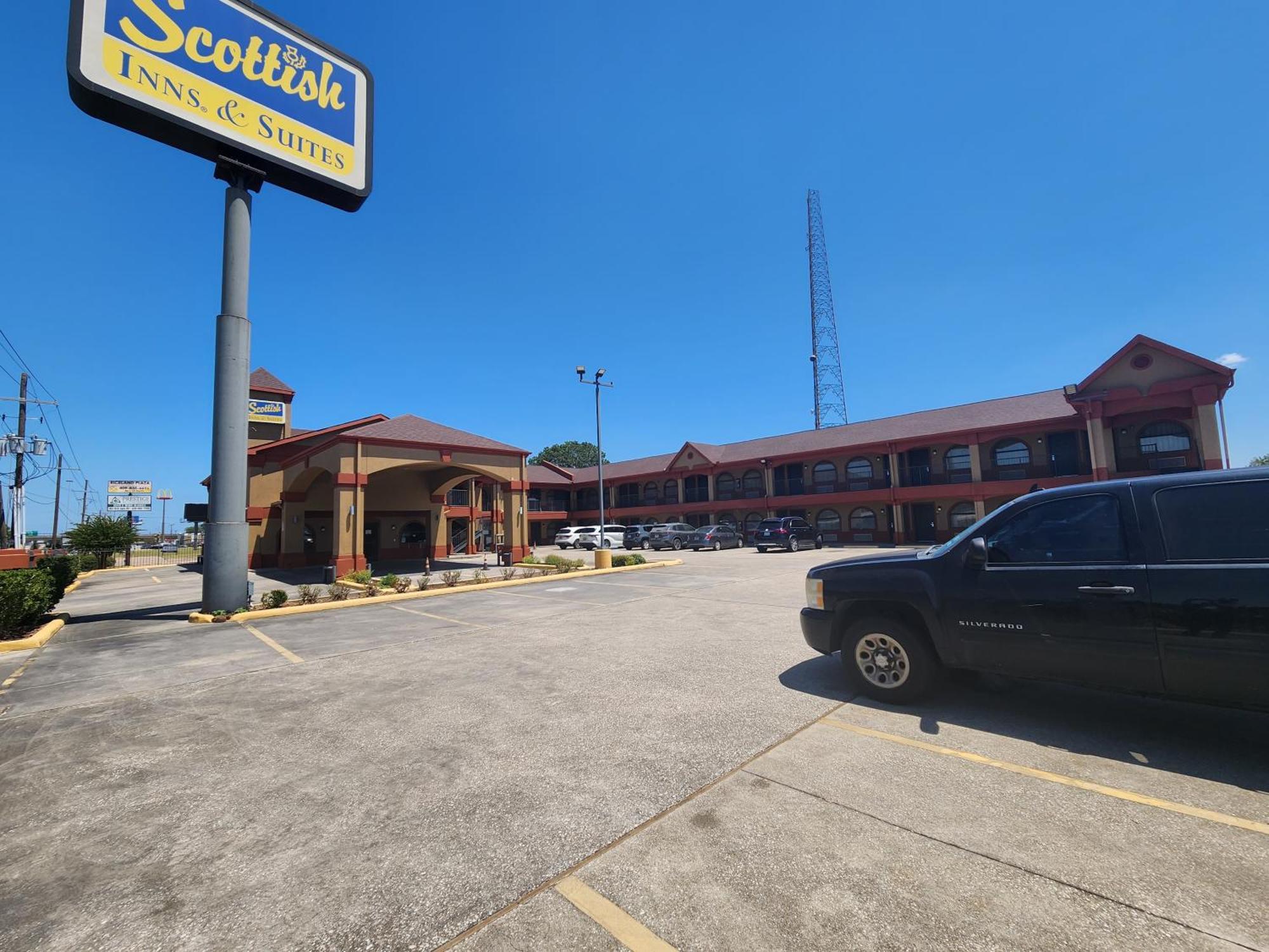 Scottish And Motel Beaumont