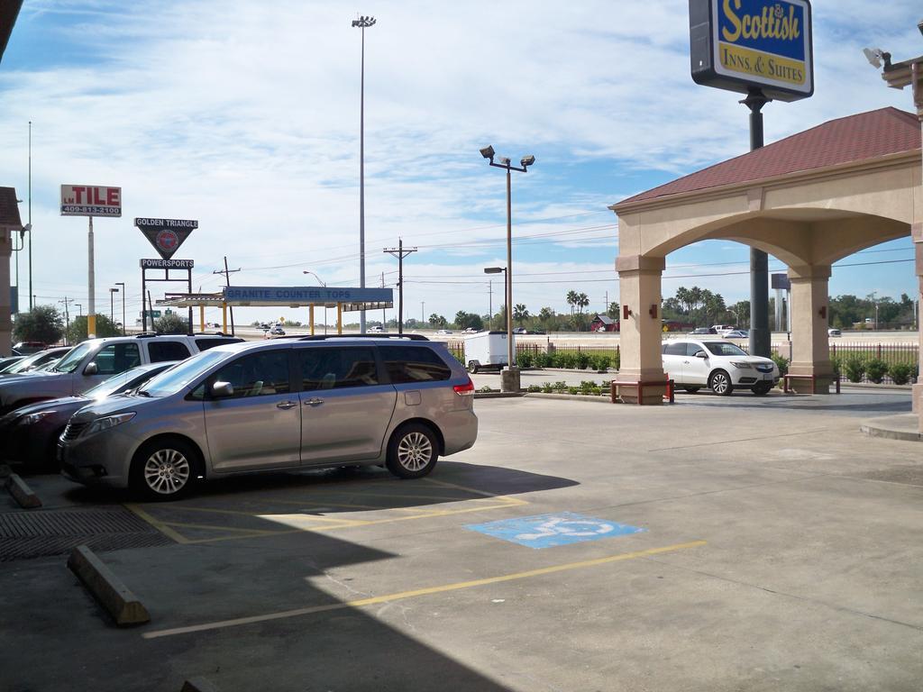 Scottish And Motel Beaumont